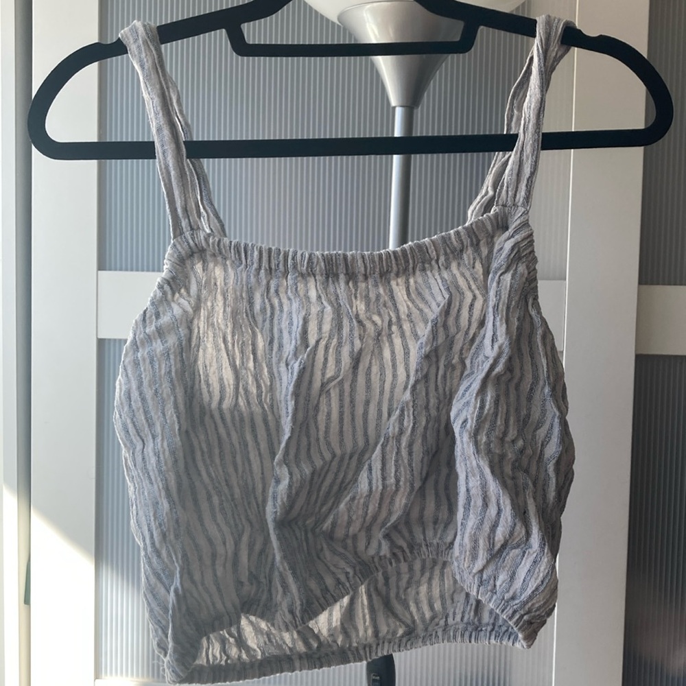 Cropped/tube elasticated top with straps